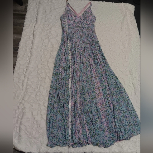 Chiffon Flowered Maxi Dress - Laundry by Shelli Segal - Picture 3 of 7